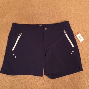 Title Nine Navy Rogue Shorts 5”